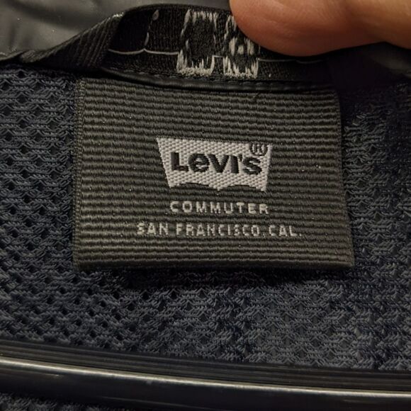 Levi's Men's Dark Green Tarmac Print Performance Windbreaker Hood Jacket Size L - Picture 13 of 15